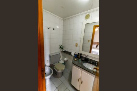 Apartamento à venda com 96m², 3 quartos e 2 vagas Apartamento à venda com 96m², 3 quartos e 2 vagasBanheiro da Suíte