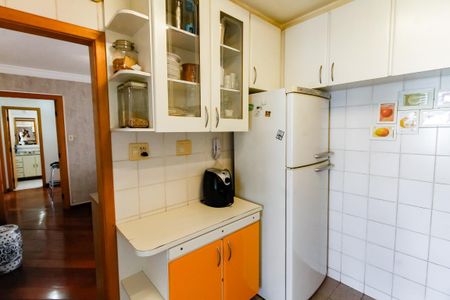 Apartamento à venda com 96m², 3 quartos e 2 vagas Apartamento à venda com 96m², 3 quartos e 2 vagasCozinha - Armários