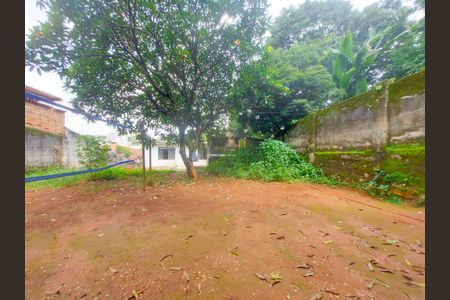 Casa à venda com 247m², 5 quartos e 4 vagas Casa à venda com 247m², 5 quartos e 4 vagasÁrea comum