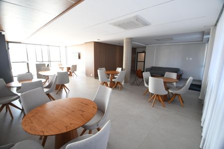 Apartamento à venda com 58m², 2 quartos e 1 vagaÁrea comum - Salão de festas