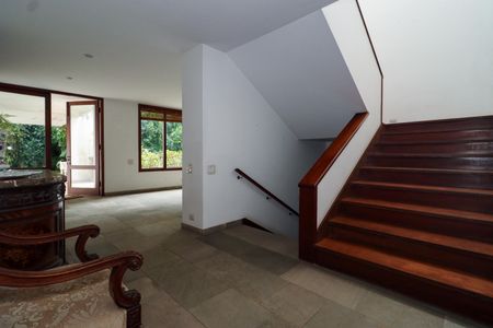 Casa de condomínio à venda com 958m², 6 quartos e 6 vagas Casa de condomínio à venda com 958m², 6 quartos e 6 vagasSala - Hall de entrada