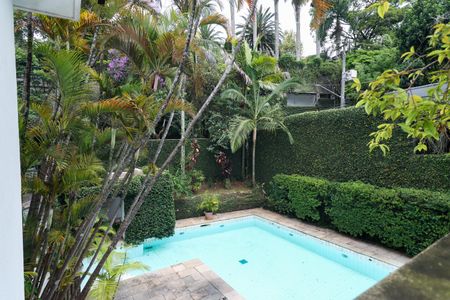 Casa de condomínio à venda com 958m², 6 quartos e 6 vagas Casa de condomínio à venda com 958m², 6 quartos e 6 vagasVista da Suíte 5