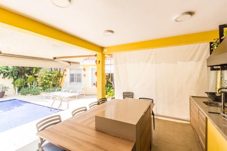 Casa de condomínio à venda com 360m², 4 quartos e 4 vagas Casa de condomínio à venda com 360m², 4 quartos e 4 vagasÁrea gourmet