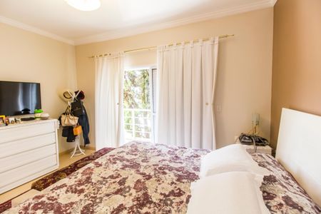 Casa de condomínio à venda com 360m², 4 quartos e 4 vagas Casa de condomínio à venda com 360m², 4 quartos e 4 vagasSuíte master