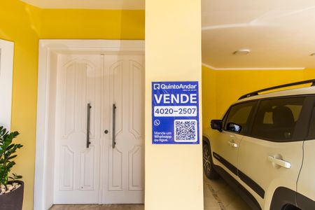 Casa de condomínio à venda com 360m², 4 quartos e 4 vagas Casa de condomínio à venda com 360m², 4 quartos e 4 vagasPlaca