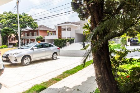 Casa de condomínio à venda com 360m², 4 quartos e 4 vagas Casa de condomínio à venda com 360m², 4 quartos e 4 vagasVista da Rua