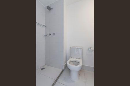 Studio à venda com 28m², 1 quarto e sem vaga Studio à venda com 28m², 1 quarto e sem vagaBanheiro