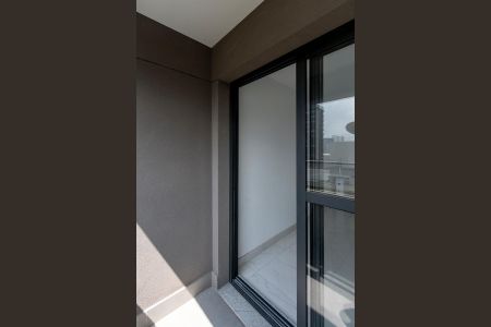 Studio à venda com 28m², 1 quarto e sem vaga Studio à venda com 28m², 1 quarto e sem vagaStudio