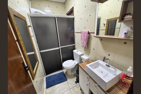 Casa à venda com 67m², 2 quartos e 1 vagaBanheiro