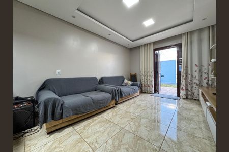 Casa à venda com 67m², 2 quartos e 1 vagaSala