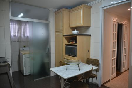 Apartamento à venda com 136m², 3 quartos e 2 vagasCozinha