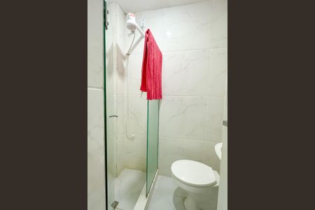 Apartamento à venda com 300m², 4 quartos e 4 vagas Apartamento à venda com 300m², 4 quartos e 4 vagasBanheiro de serviço