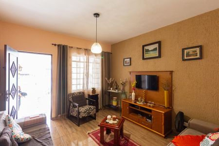 Casa à venda com 446m², 7 quartos e 4 vagas Casa à venda com 446m², 7 quartos e 4 vagasEdícula