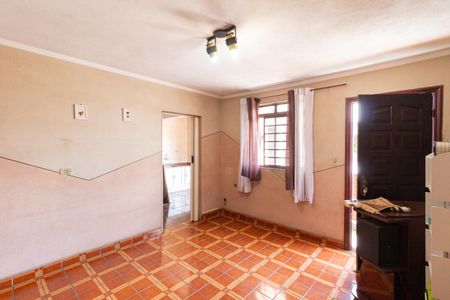 Casa à venda com 446m², 7 quartos e 4 vagas Casa à venda com 446m², 7 quartos e 4 vagasEdícula