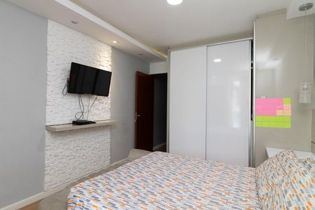 Casa à venda com 165m², 3 quartos e 4 vagasSuíte