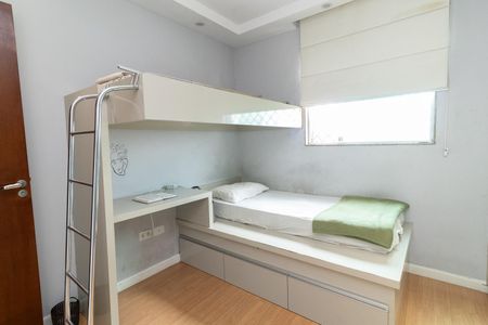 Casa à venda com 165m², 3 quartos e 4 vagasQuarto 2