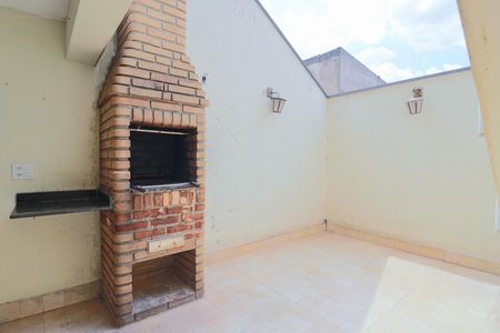 Casa à venda com 165m², 3 quartos e 4 vagasÁrea comum - Churrasqueira
