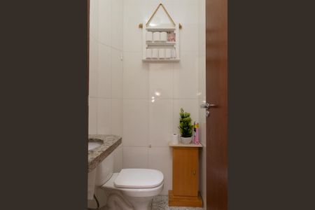 Casa à venda com 165m², 3 quartos e 4 vagasLavabo 1