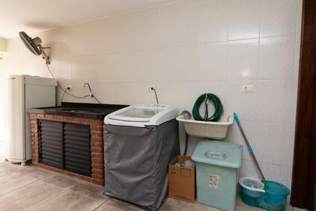 Casa à venda com 165m², 3 quartos e 4 vagasÁrea de Serviço