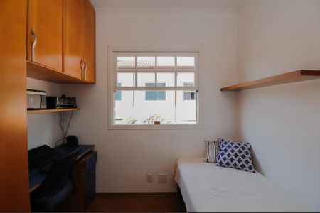 Casa de condomínio à venda com 115m², 3 quartos e 2 vagasQuarto 2