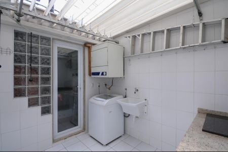Casa de condomínio à venda com 115m², 3 quartos e 2 vagasÁrea de Serviço