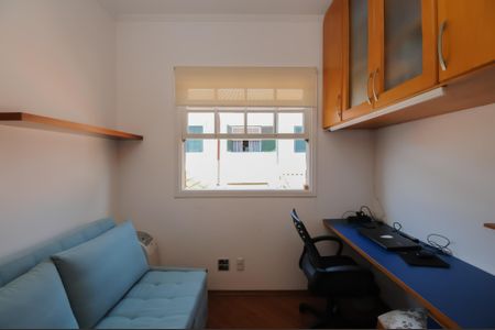 Casa de condomínio à venda com 115m², 3 quartos e 2 vagasQuarto 3