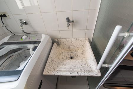 Apartamento à venda com 79m², 3 quartos e 2 vagas Apartamento à venda com 79m², 3 quartos e 2 vagasÁrea de serviço