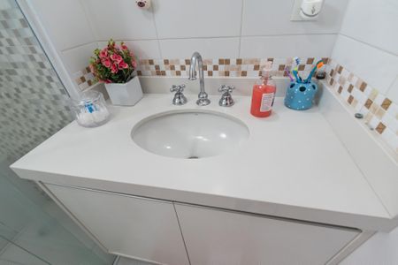 Apartamento à venda com 79m², 3 quartos e 2 vagas Apartamento à venda com 79m², 3 quartos e 2 vagasBanheiro da suíte