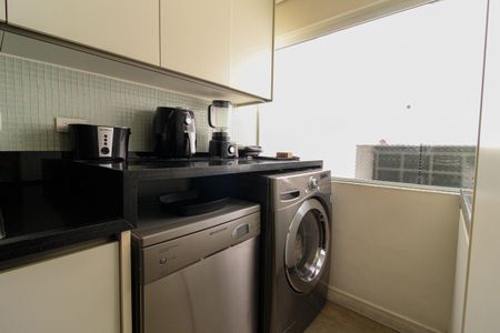 Apartamento à venda com 70m², 1 quarto e 1 vaga Apartamento à venda com 70m², 1 quarto e 1 vagaÁrea de Serviço