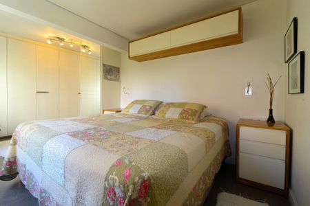 Apartamento à venda com 70m², 1 quarto e 1 vaga Apartamento à venda com 70m², 1 quarto e 1 vagaSuíte