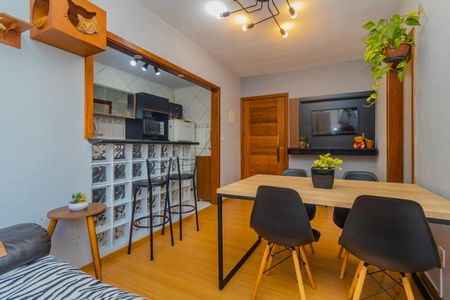 Apartamento à venda com 48m², 2 quartos e 1 vaga Apartamento à venda com 48m², 2 quartos e 1 vagaSala