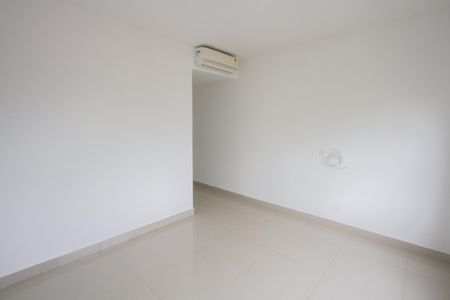 Apartamento à venda com 258m², 4 quartos e 4 vagas Apartamento à venda com 258m², 4 quartos e 4 vagasSuíte 1