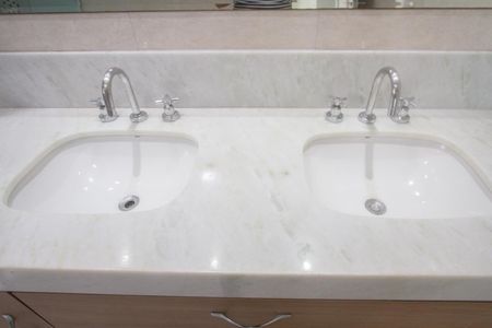 Apartamento à venda com 258m², 4 quartos e 4 vagas Apartamento à venda com 258m², 4 quartos e 4 vagasBanheiro da Suíte 4