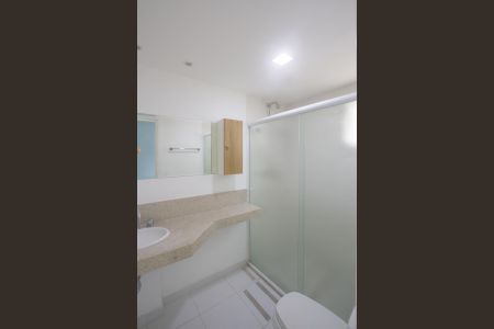 Apartamento à venda com 258m², 4 quartos e 4 vagas Apartamento à venda com 258m², 4 quartos e 4 vagasBanheiro da Suíte 2