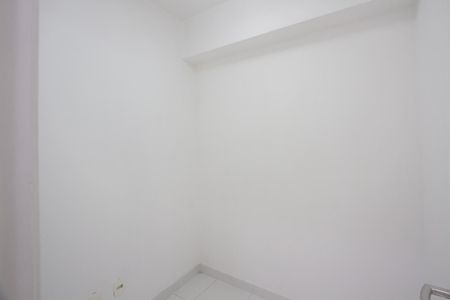 Apartamento à venda com 258m², 4 quartos e 4 vagas Apartamento à venda com 258m², 4 quartos e 4 vagasQuarto de Serviço