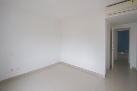 Apartamento à venda com 258m², 4 quartos e 4 vagas Apartamento à venda com 258m², 4 quartos e 4 vagasSuíte 1