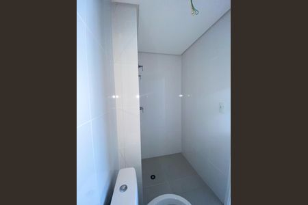 Apartamento à venda com 70m², 2 quartos e 1 vaga Apartamento à venda com 70m², 2 quartos e 1 vagaBanheiro