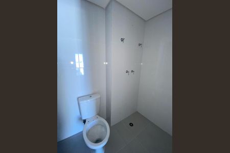 Apartamento à venda com 70m², 2 quartos e 1 vaga Apartamento à venda com 70m², 2 quartos e 1 vagaBanheiro