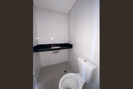 Apartamento à venda com 70m², 2 quartos e 1 vaga Apartamento à venda com 70m², 2 quartos e 1 vagaBanheiro