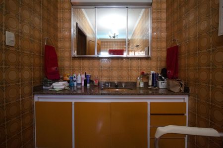 Casa à venda com 233m², 6 quartos e 6 vagas Casa à venda com 233m², 6 quartos e 6 vagasSuíte 3 Banheiro