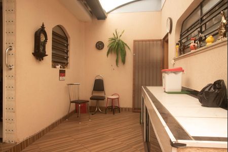 Casa à venda com 119m², 3 quartos e 2 vagasQuintal