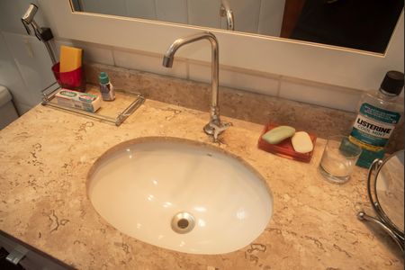 Casa à venda com 119m², 3 quartos e 2 vagasBanheiro da Suíte