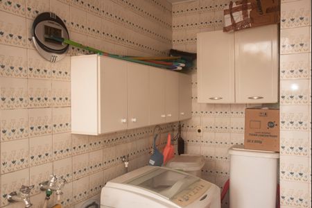 Casa à venda com 119m², 3 quartos e 2 vagasÁrea de Serviço