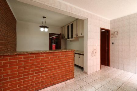 Casa à venda com 247m², 2 quartos e 2 vagasCozinha