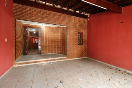 Casa à venda com 247m², 2 quartos e 2 vagasGaragem