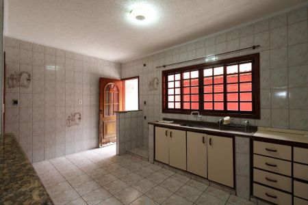 Casa à venda com 247m², 2 quartos e 2 vagasCozinha