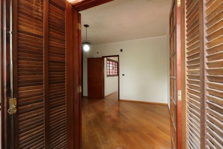Casa à venda com 247m², 2 quartos e 2 vagasSacada da Suíte