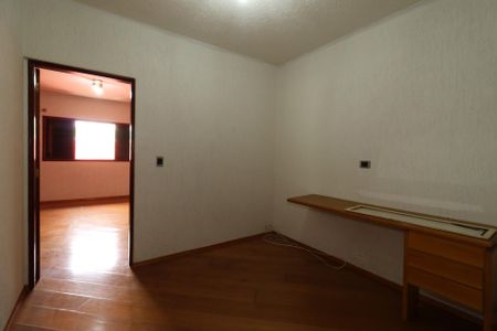 Casa à venda com 247m², 2 quartos e 2 vagasSaleta