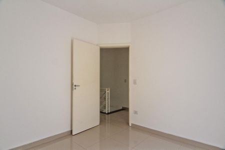 Casa à venda com 180m², 3 quartos e 5 vagas Casa à venda com 180m², 3 quartos e 5 vagasQuarto 2