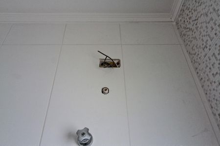 Casa à venda com 180m², 3 quartos e 5 vagas Casa à venda com 180m², 3 quartos e 5 vagasBanheiro